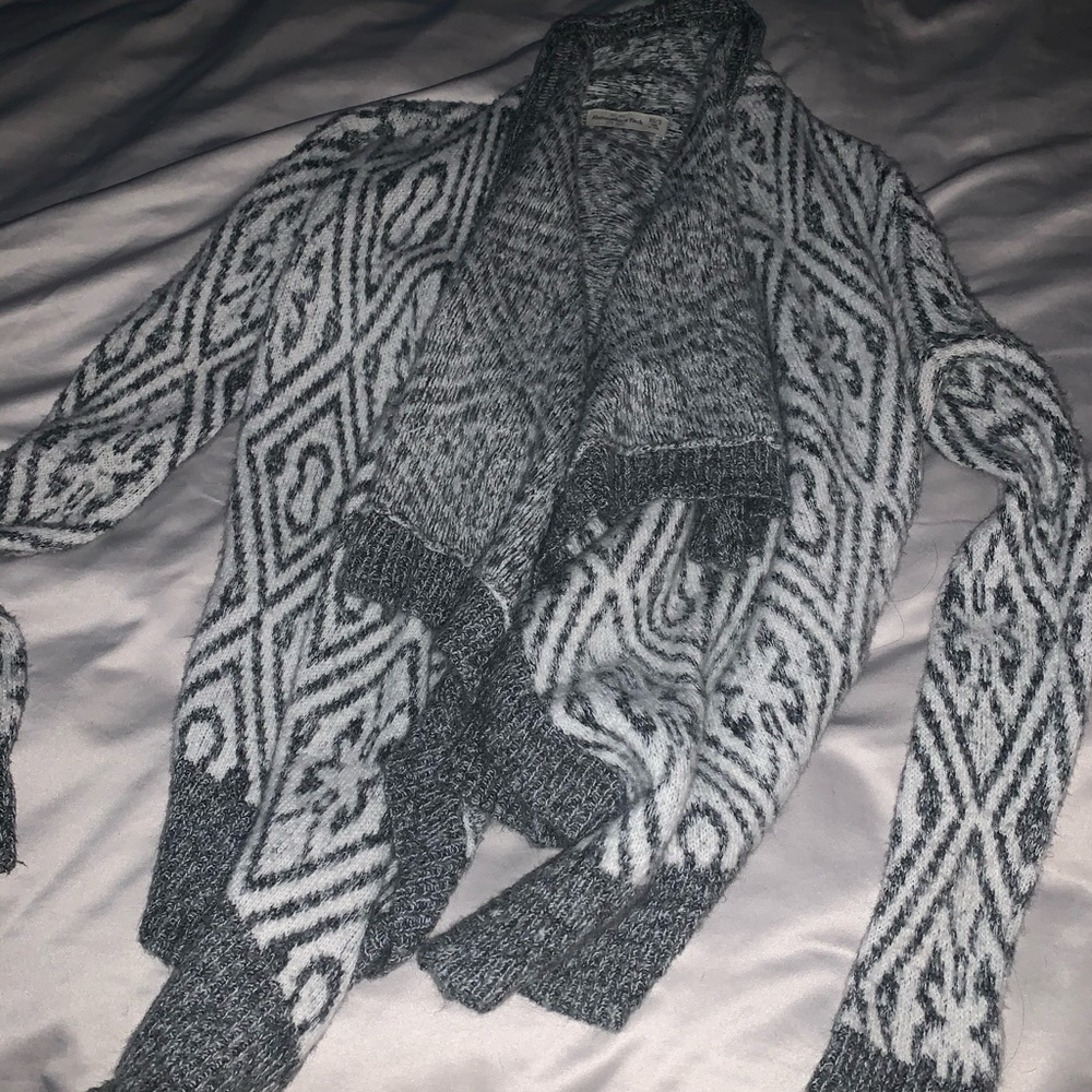 Sweater cardigan